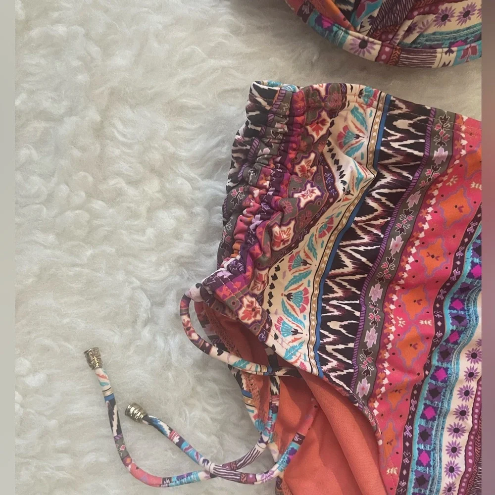Aztec pattern Bikini set. - Picture 2 of 5